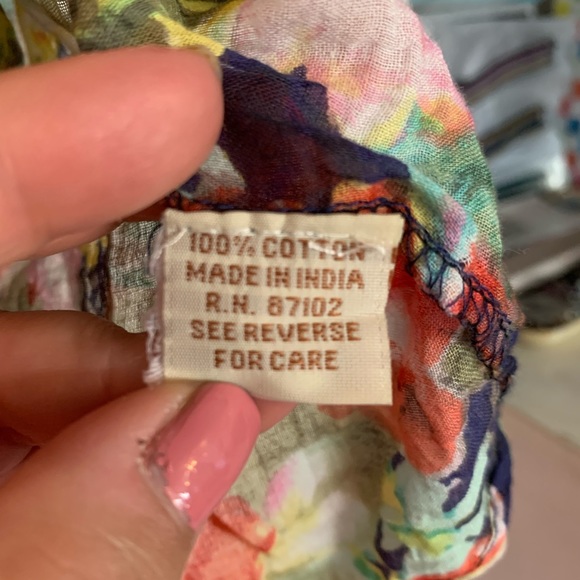 Floral blouse from ModCloth - Picture 3 of 6